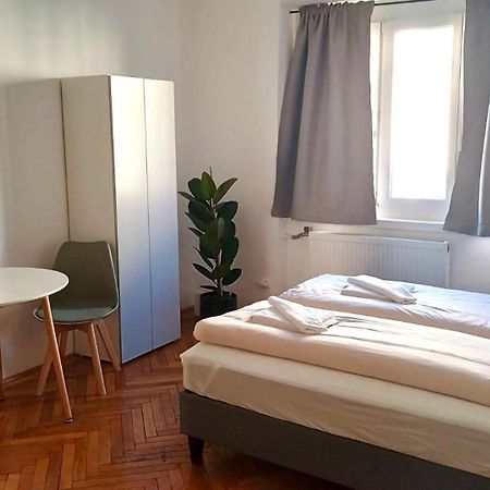 Apartment Lerchenfelder Strasse Vienna Exterior photo