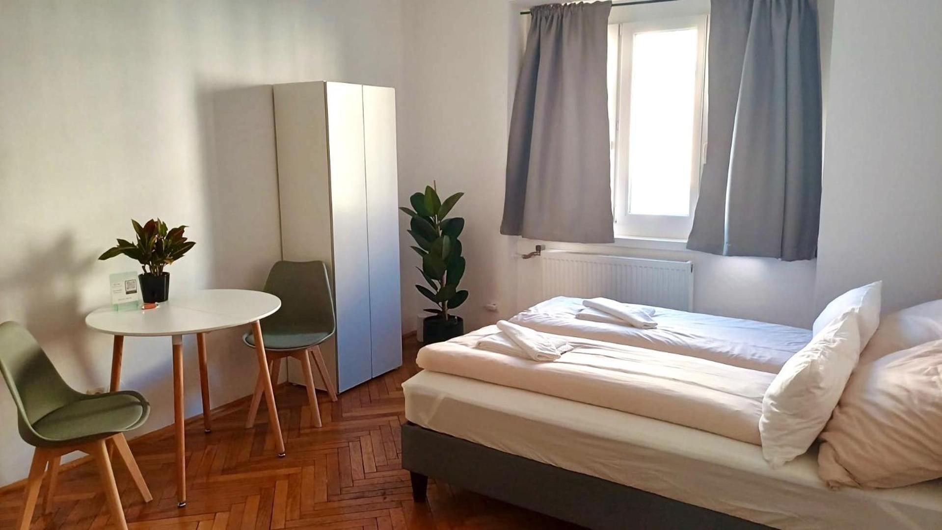 Apartment Lerchenfelder Strasse Vienna Exterior photo